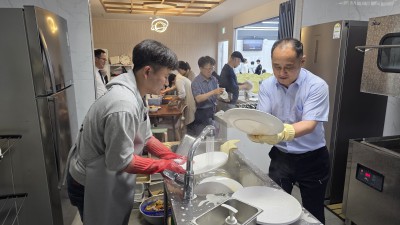 4월 남자순 주방 설겆이